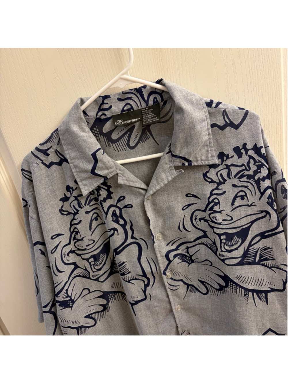 Men's No Boundaries Y2K SK8 Button Down Shirt XL Gray Navy